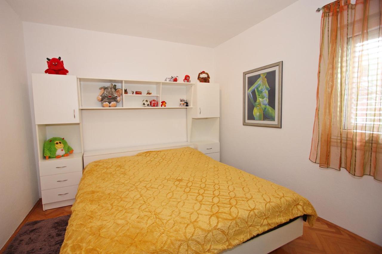 Apartment Petra Supetar Dış mekan fotoğraf