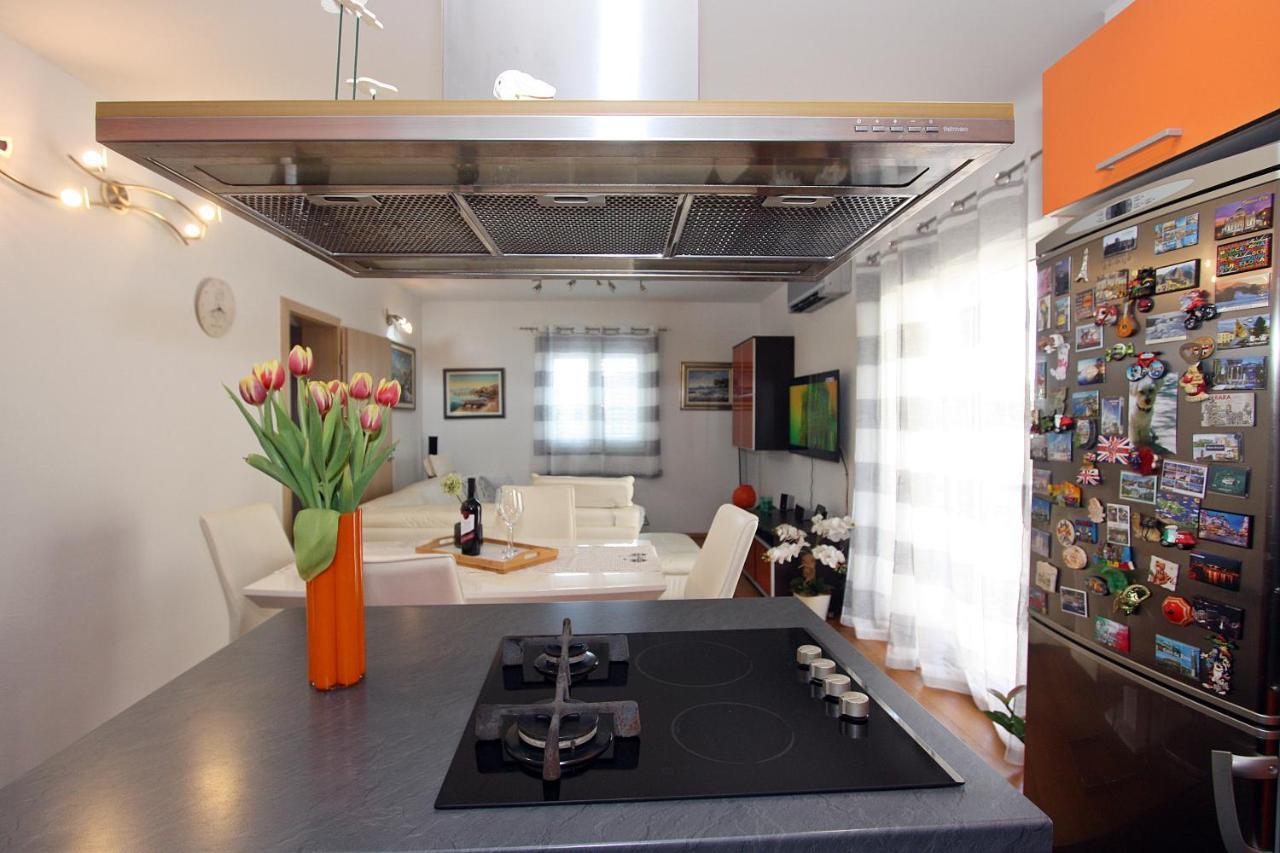 Apartment Petra Supetar Dış mekan fotoğraf